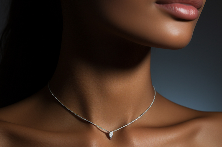 Lab Grown Diamond Necklace: An Expert’s Pick