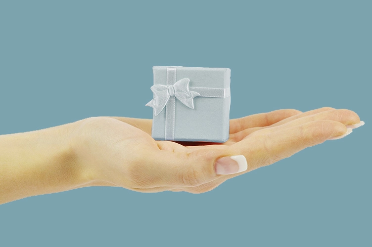 Women's jewelry gifts