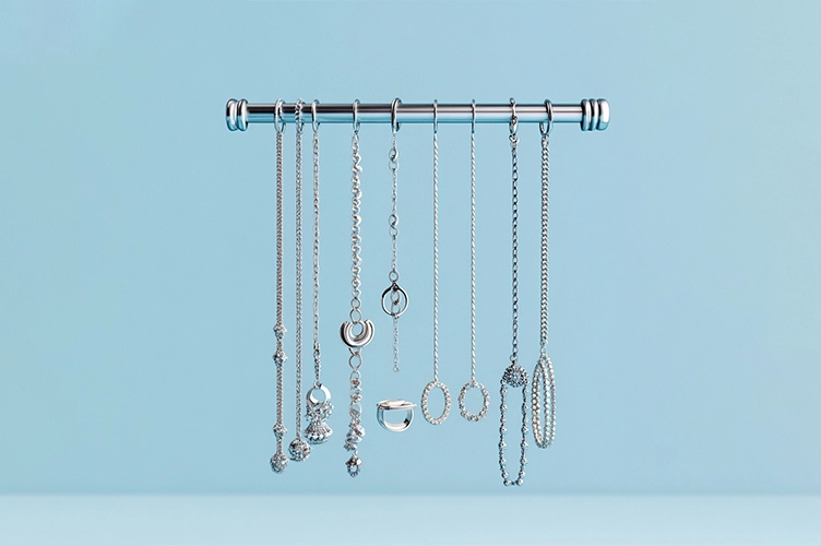 Necklace tree holding necklaces and bracelets