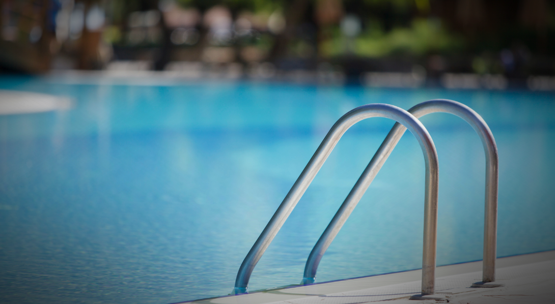 Tips for Swimming with Jewelry in the Pool