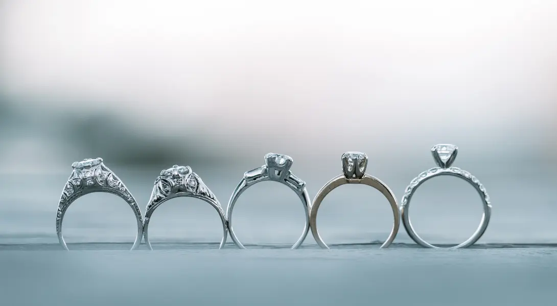 How Many Carats Is the Average Engagement Ring
