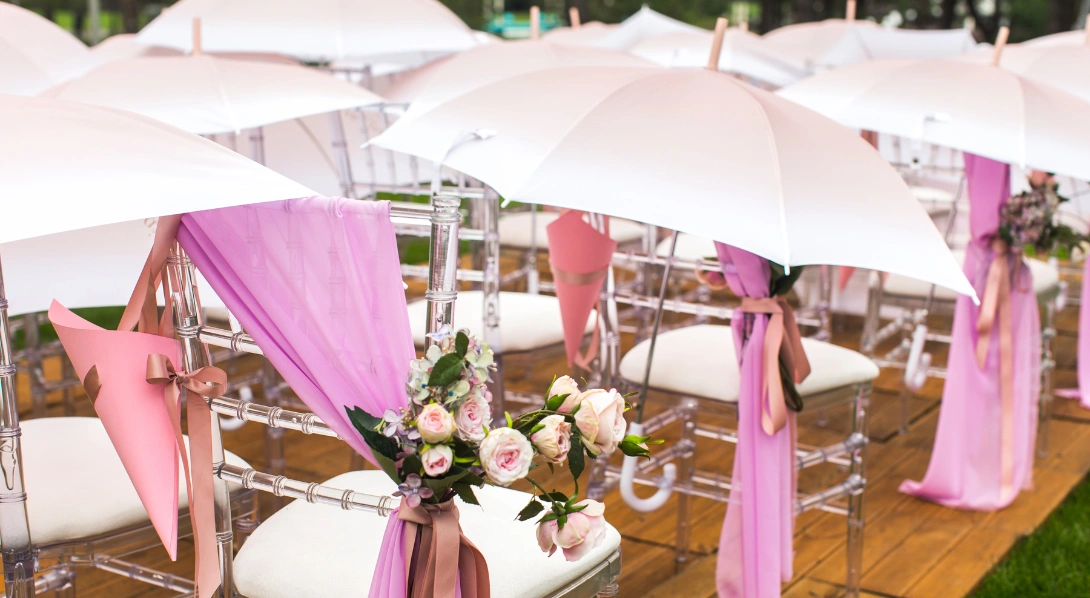 Critical Questions to Ask Your Wedding Venue About Hurricane Season image2