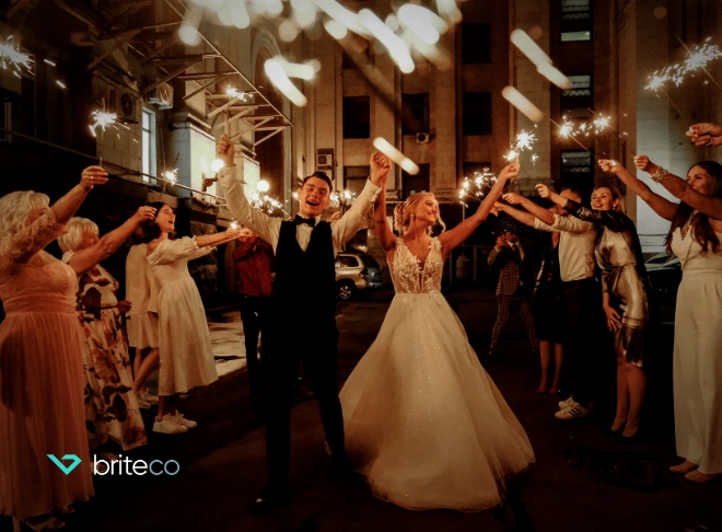 How to Build a Wedding Weekend Itinerary