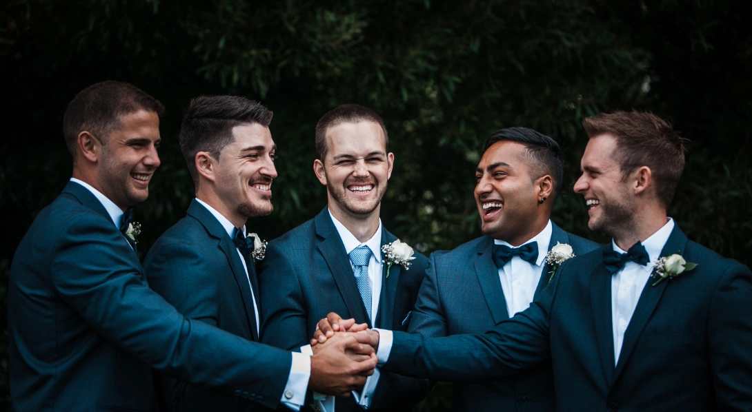 boys-in-party