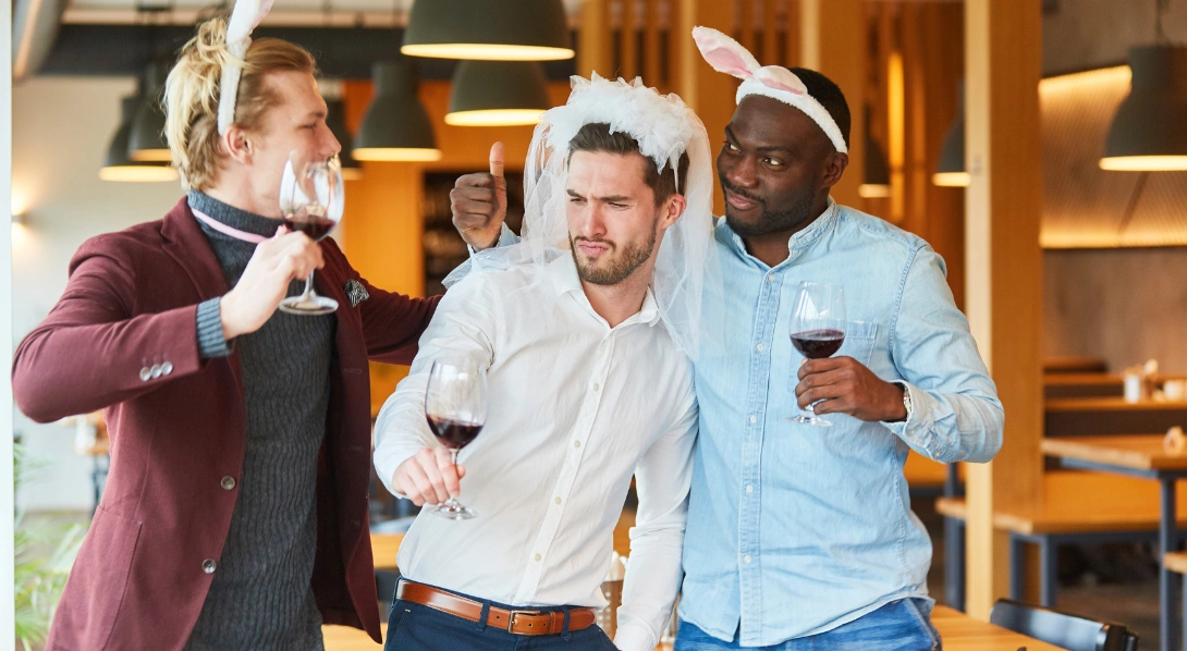 people-enjoying-party