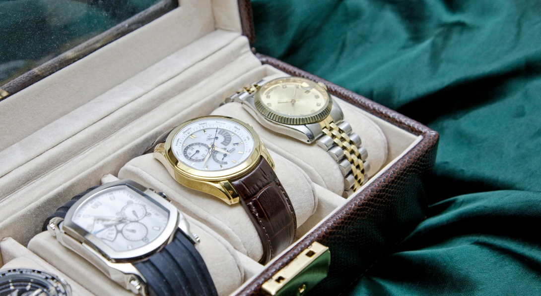 watch-box